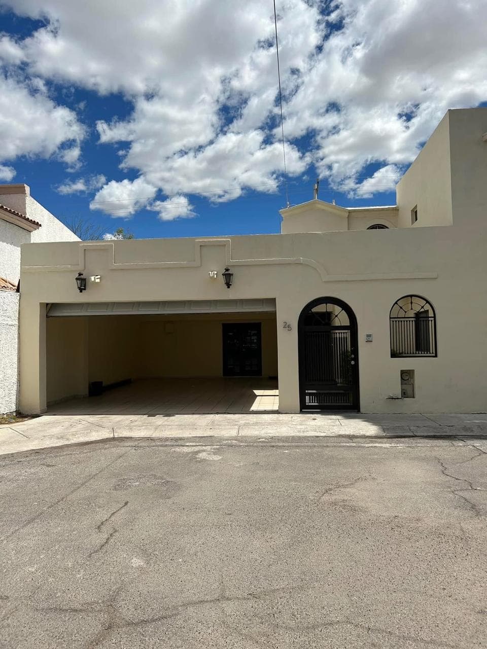 Casa en Renta — Capistrano